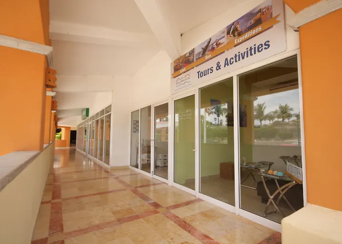 Real Cabos Hotel