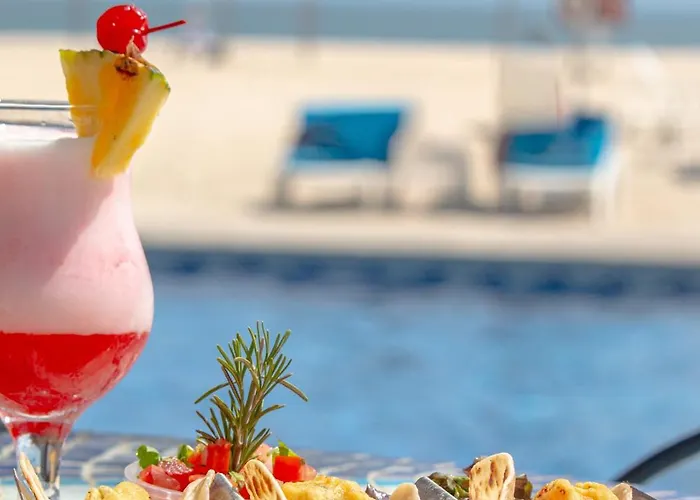 Real Cabos Hotel